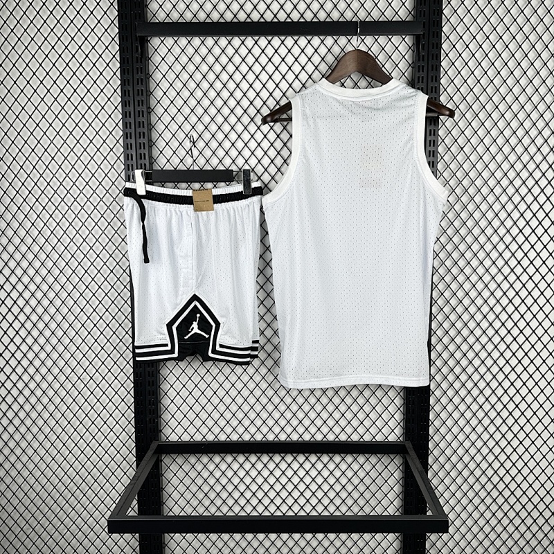 Jordan Vest+shorts Basketball Kit · 3