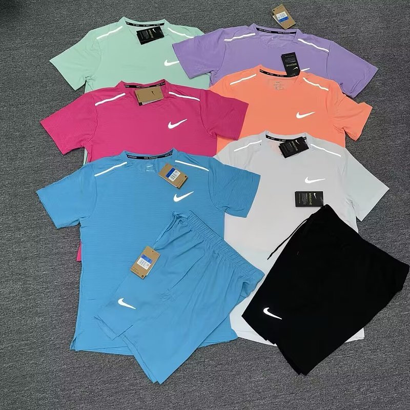 Nike Short Sleeve Tracksuit 4