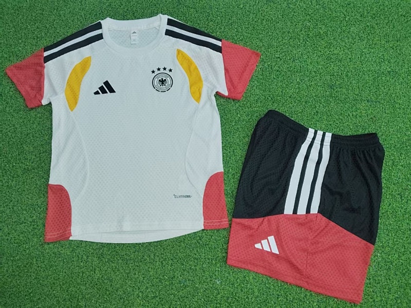 2026 Germany Kids Player Short Sleeve+shorts Kit 16#-28# · 2