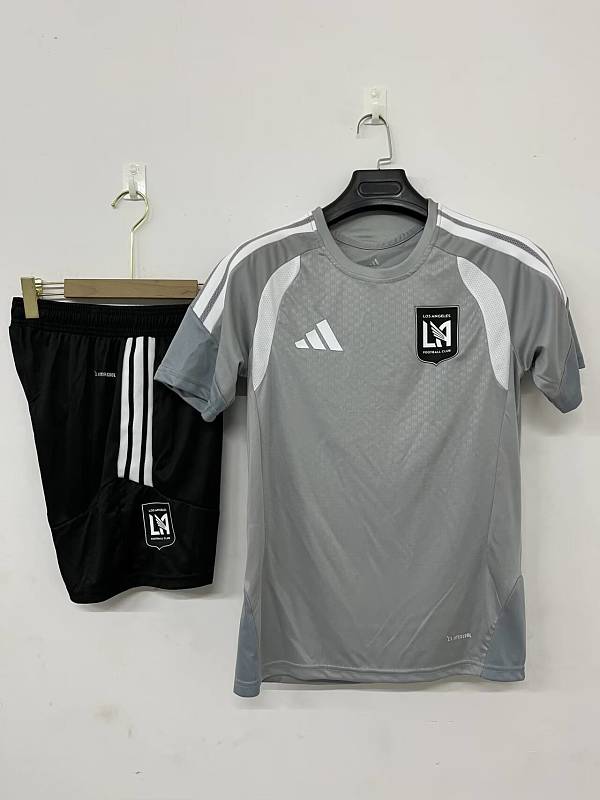 Los Angeles Short Sleeve Tracksuit Kit · 3