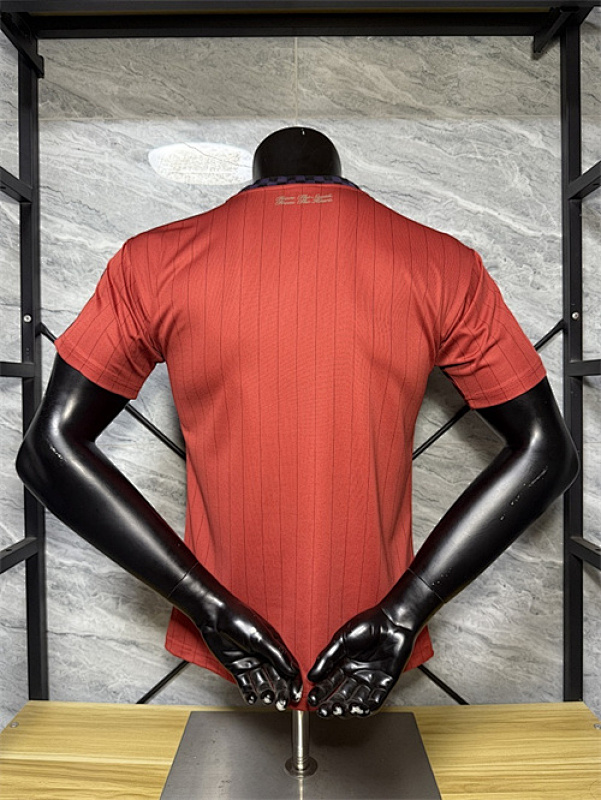 Bayern Retro Player Version Jersey · 5