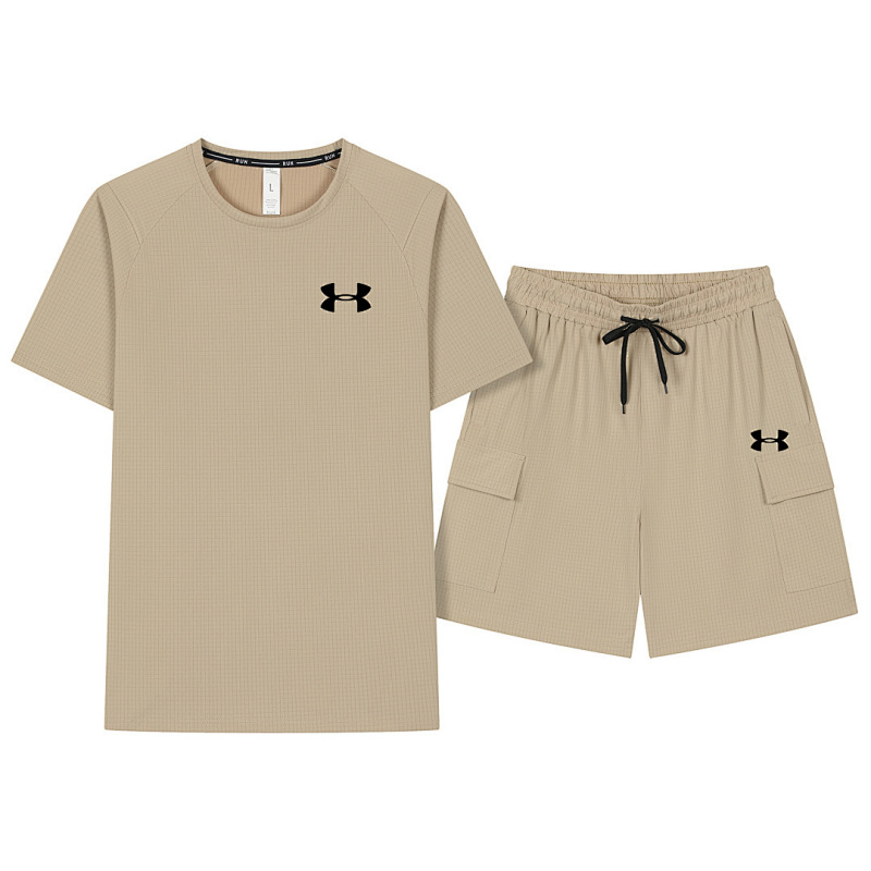 Under Armour Short Sleeve+shorts Kit · 6