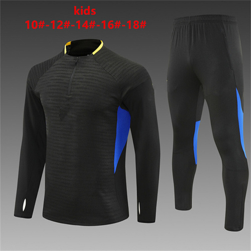 Manchester United Kids Long Sleeve Tracksuit 10#-18# · 4