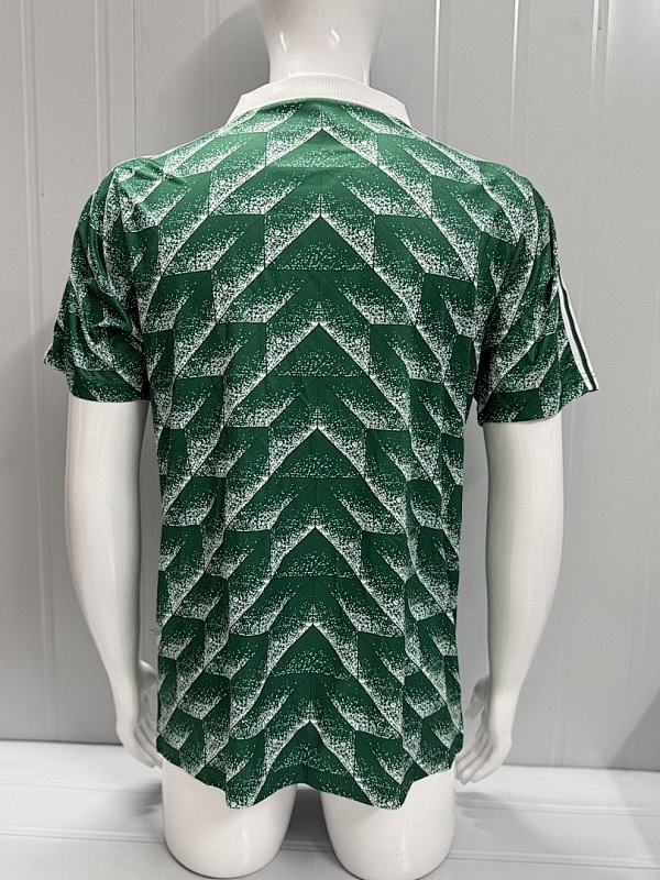 Hannover 96 Away Retro Jersey · 6