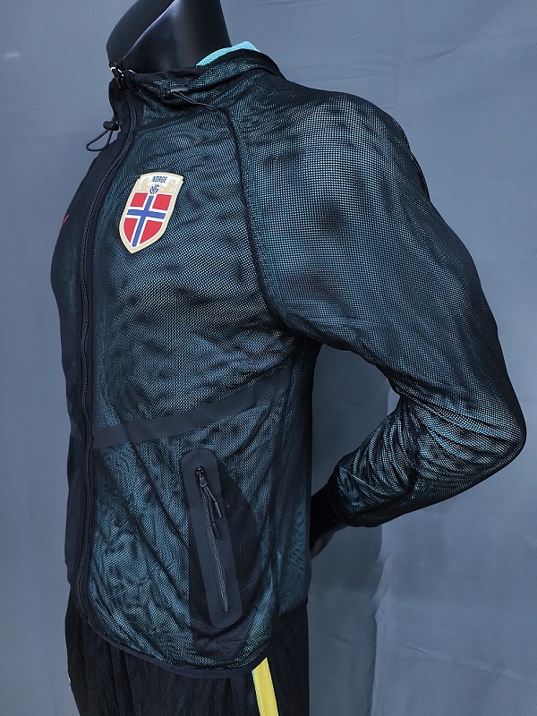 2026 Norway Jacket · 3