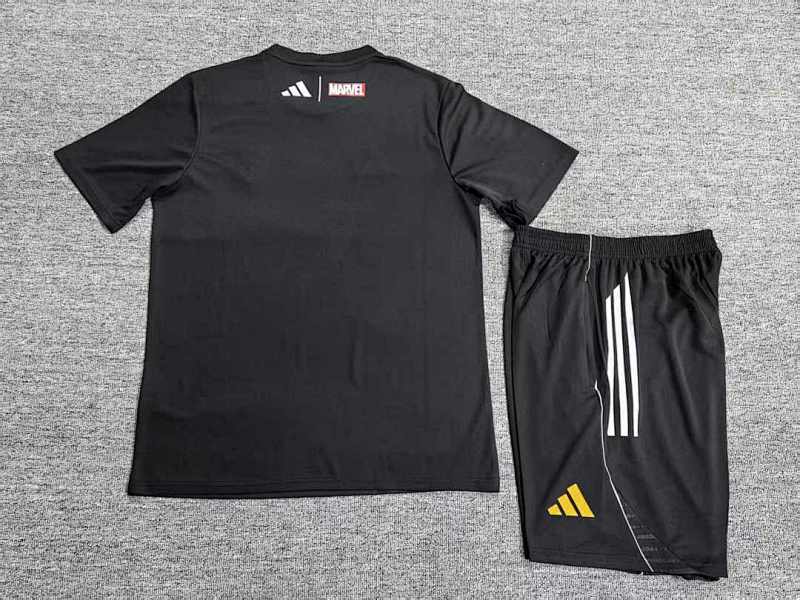 Real Madrid Kids Short Sleeve Tracksuit 16#-28# · 4