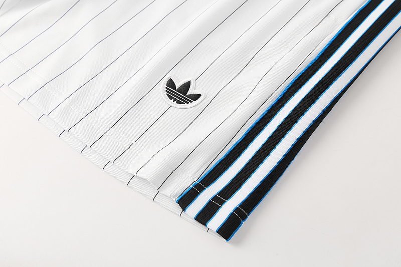 Newcastle United Short Sleeve Tracksuit · 4