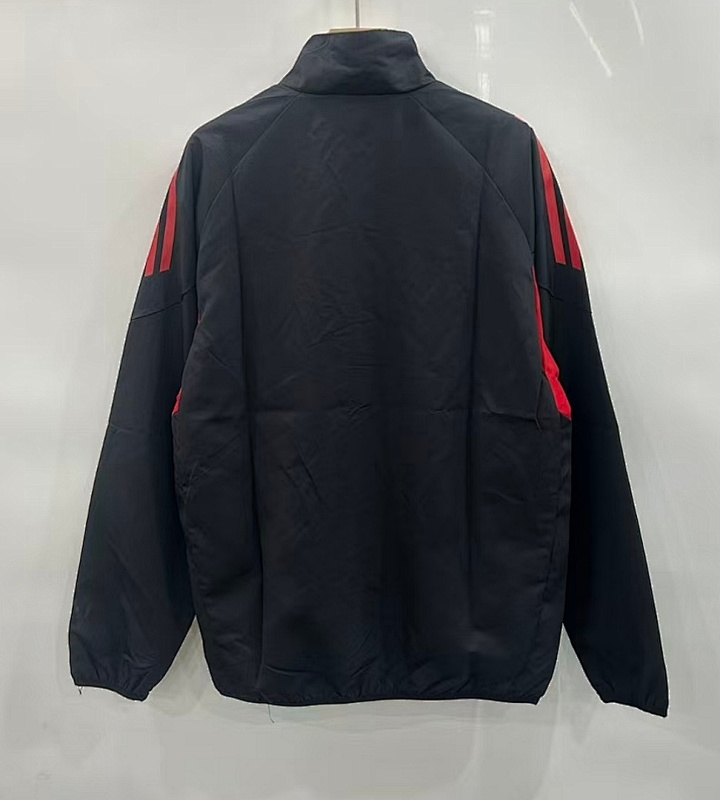 River Plate Embroidery Windbreaker · 4