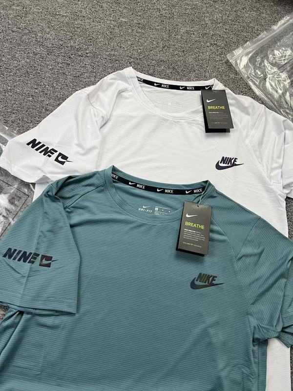 Nike T-shirt T 9