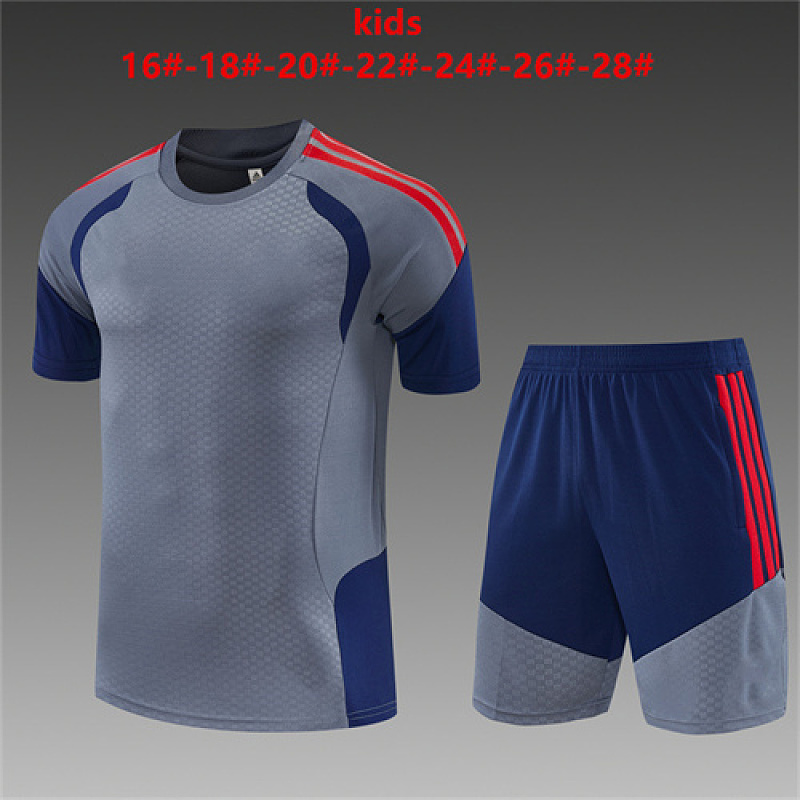 Bayern Kids Short Sleeve Tracksuit 16#-28# · 4