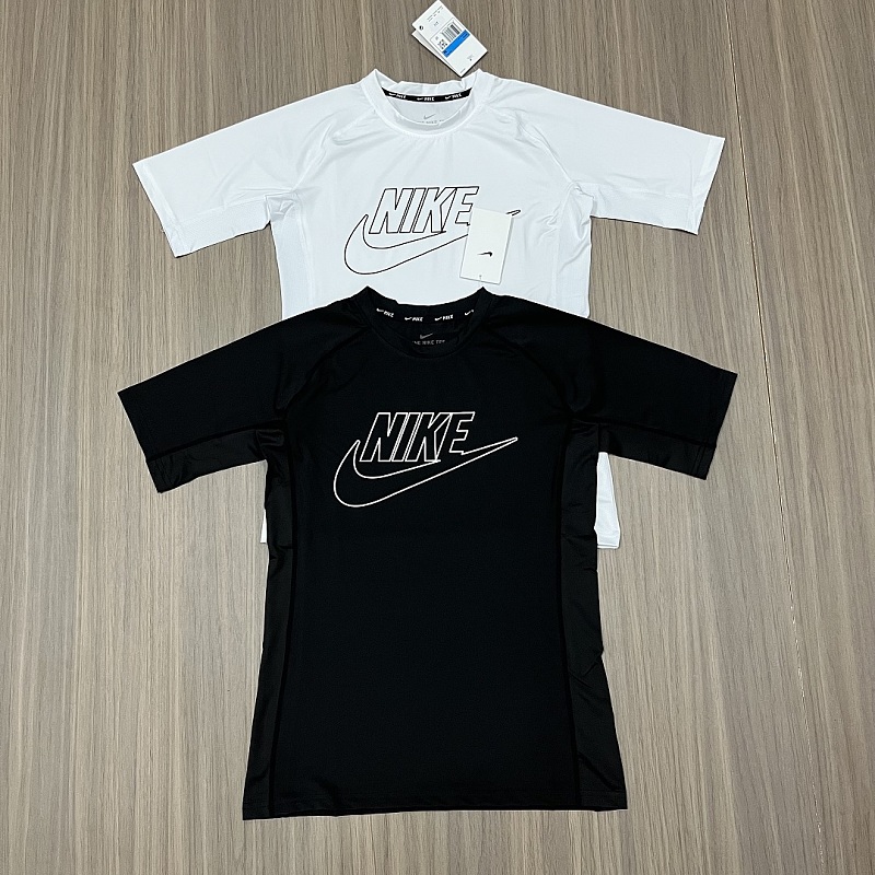 Nike T-shirt T