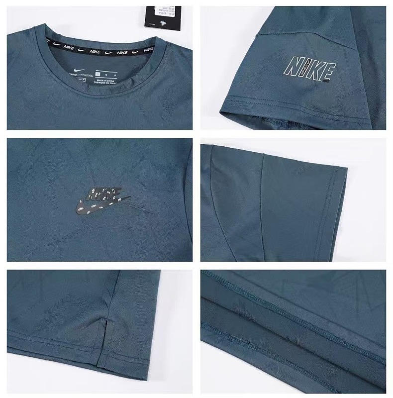 Nike T-shirt · 3