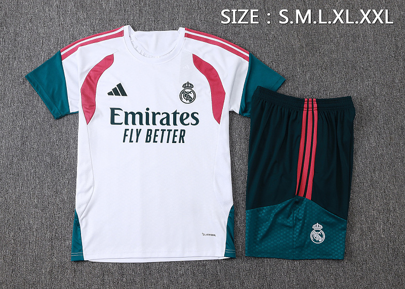 Real Madrid Short Sleeve Tracksuit · 5