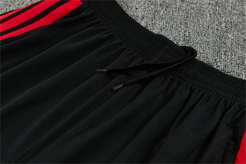 Manchester United Short Sleeve Tracksuit Kit 5