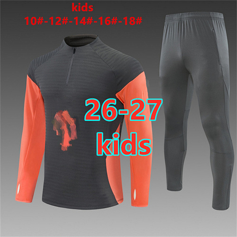 Bayern Kids Player Long Tracksuit #10-#18 · 4