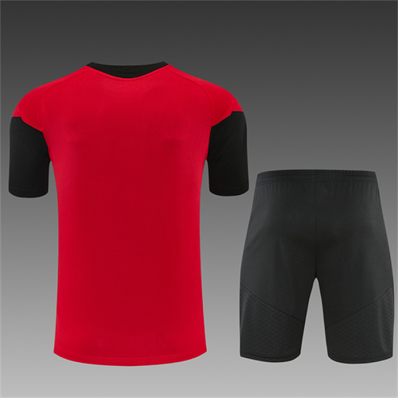 Manchester United Short Sleeve Tracksuit Kit 8