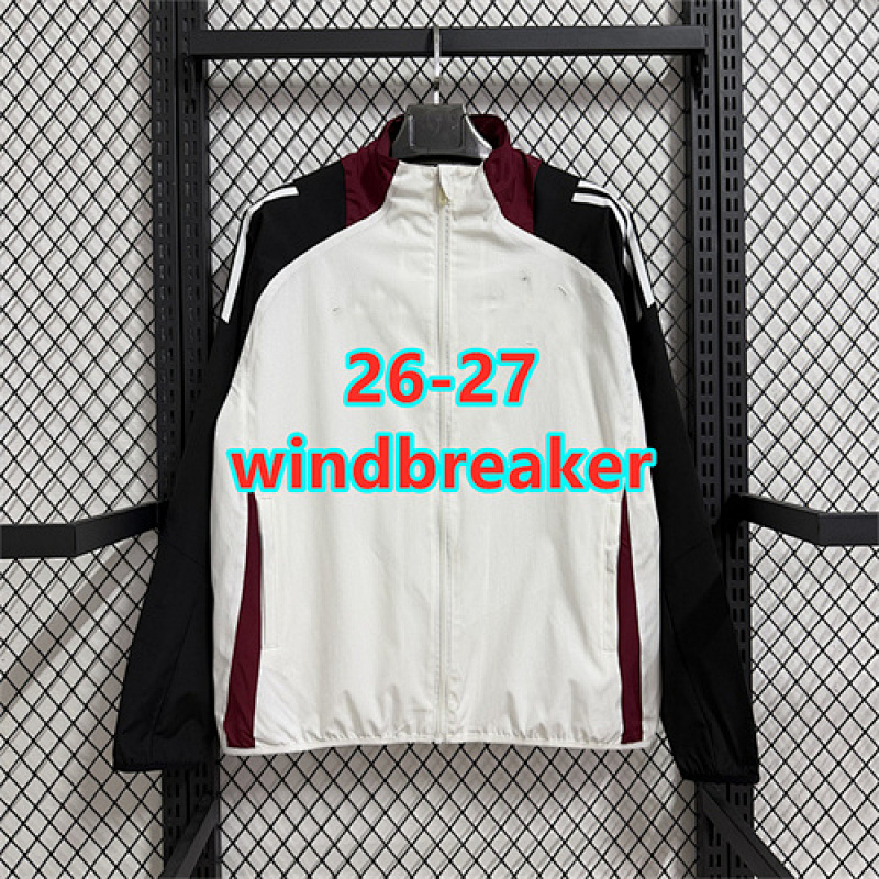 Manchester United Windbreaker · 3