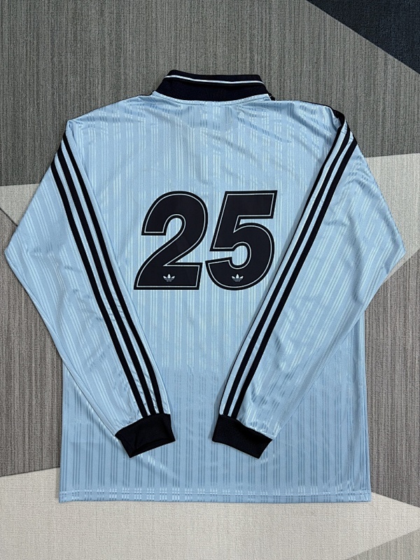 Oasis Special Fans Long Sleeve Jersey 25 · 4