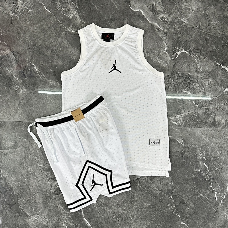 Jordan Vest+shorts Basketball Kit · 3