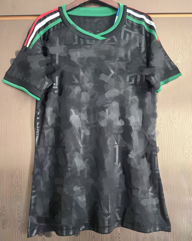 2026 Mexico Third Women 32 Team Jersey 32 · 2