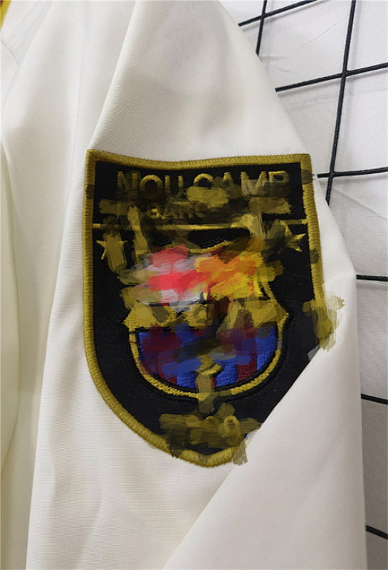 Barcelona Windbreaker · 4