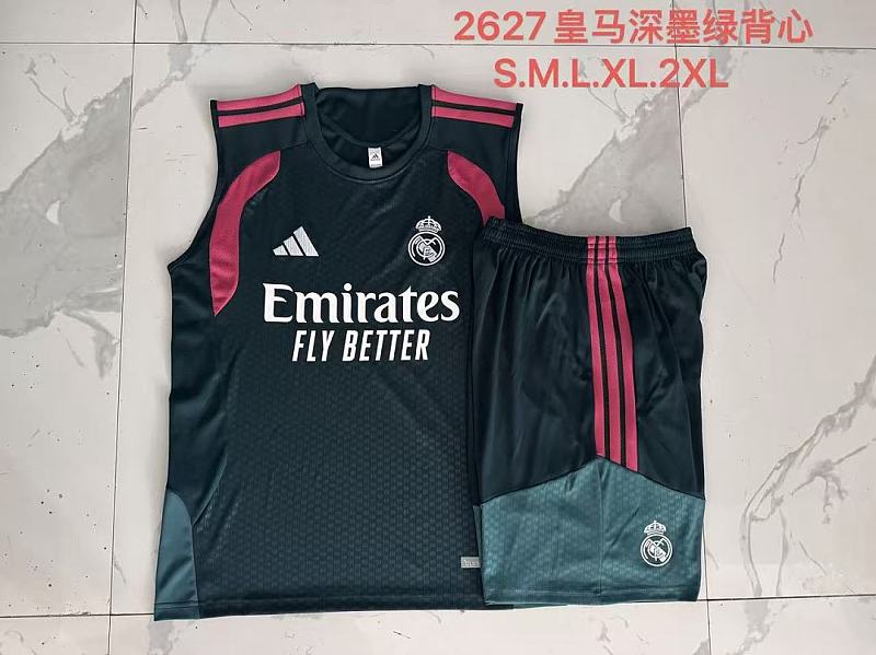 Real Madrid Vest Tracksuit · 4