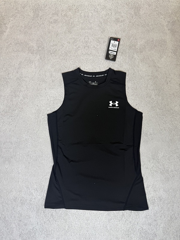 Under Armour Vest · 3
