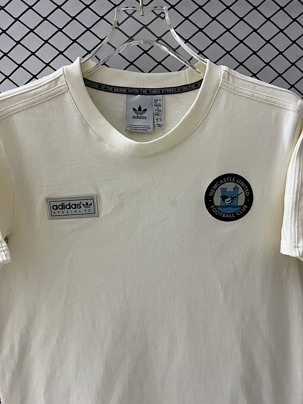 Newcastle United Retro T-shirt T · 2