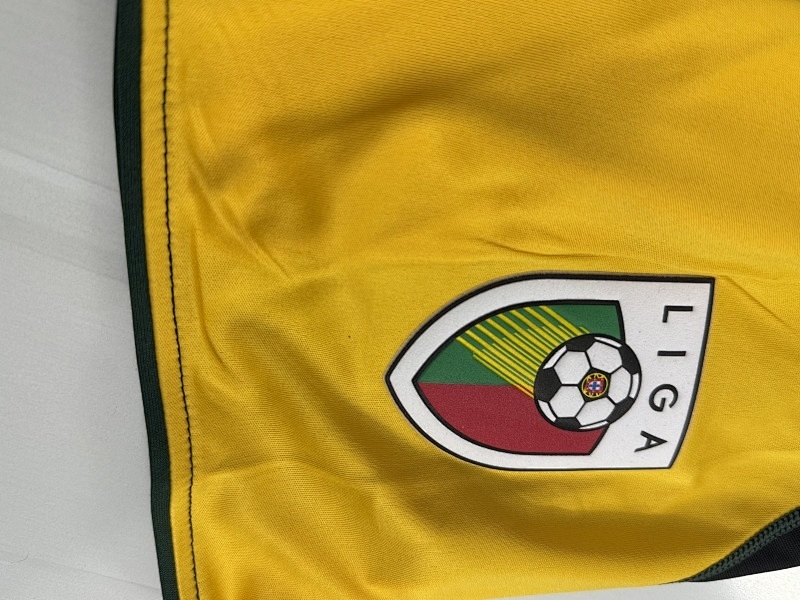 Sporting Cp Away Retro Jersey · 4