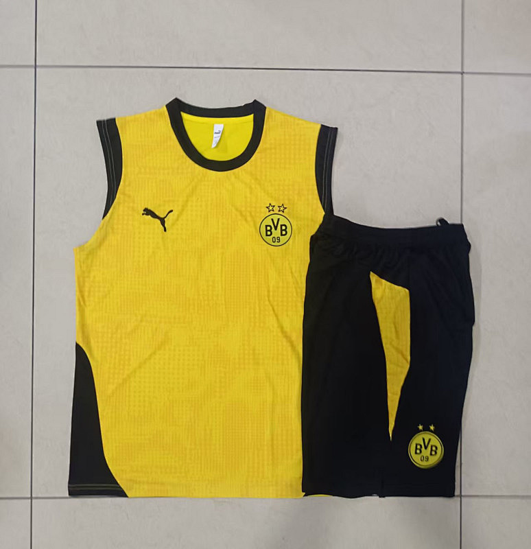 Dortmund Short Sleeve Vest Tracksuit · 4