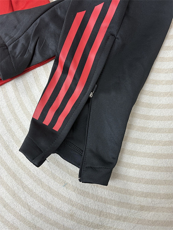 Manchester United Long Sleeve Tracksuit · 3