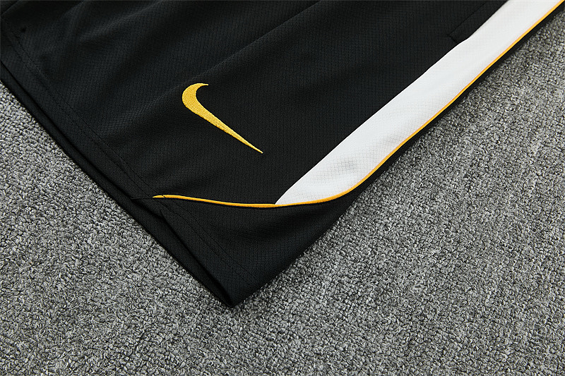 Chelsea Short Sleeve Tracksuit 3