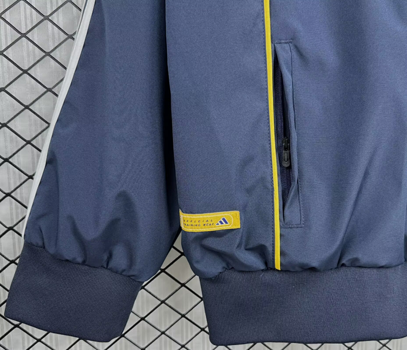 1999-00 Real Madrid Retro Windbreaker · 6