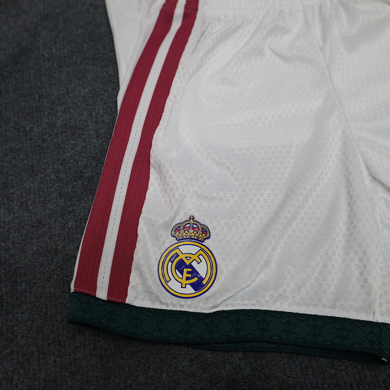 Real Madrid Home Player Short Sleeve Kit · 4