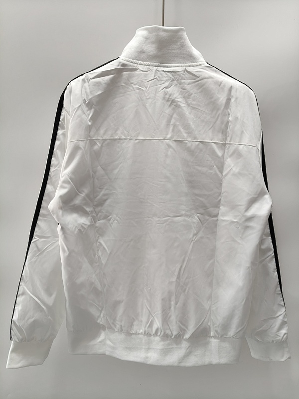Real Madrid Retro Windbreaker · 4