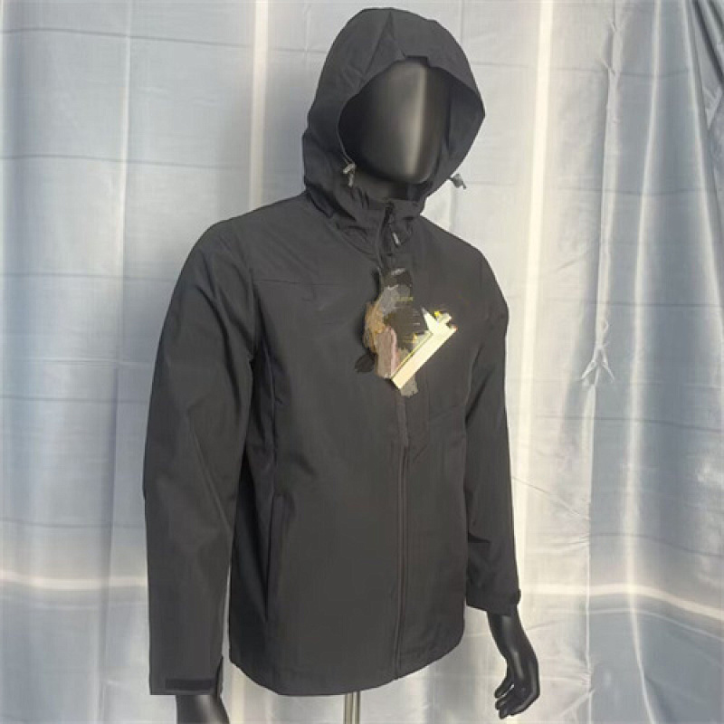 Barcelona Windbreaker · 6