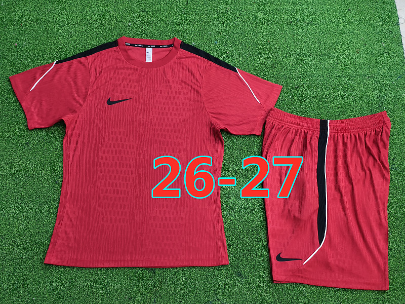Nike Short Sleeve+shorts Kit