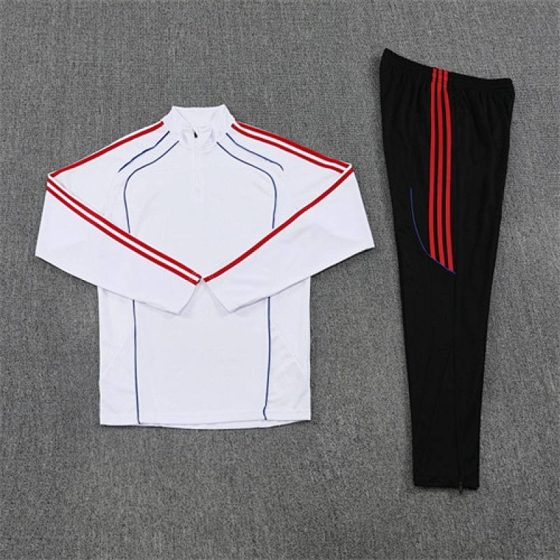 Bayern Long Sleeve Tracksuit · 3