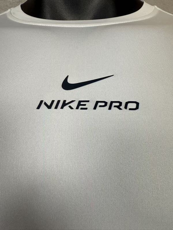 Nike T-shirt T 9