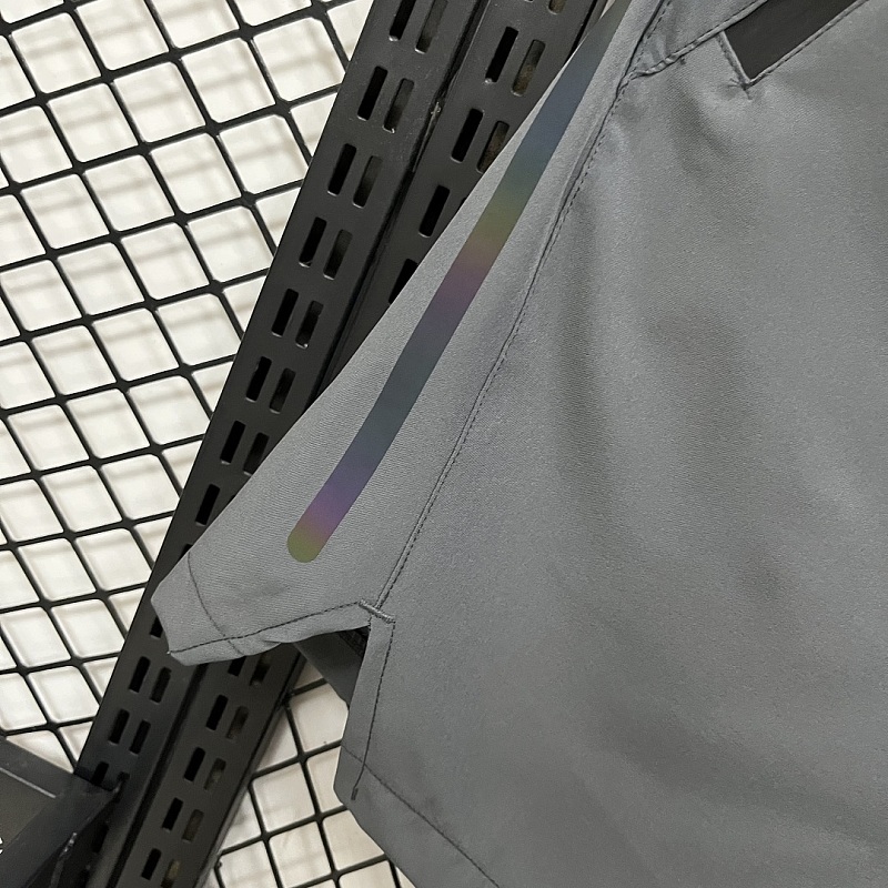 Nike Short · 5