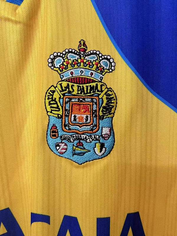 2000-01 Las Palmas Home Retro Fans Version Jersey · 3