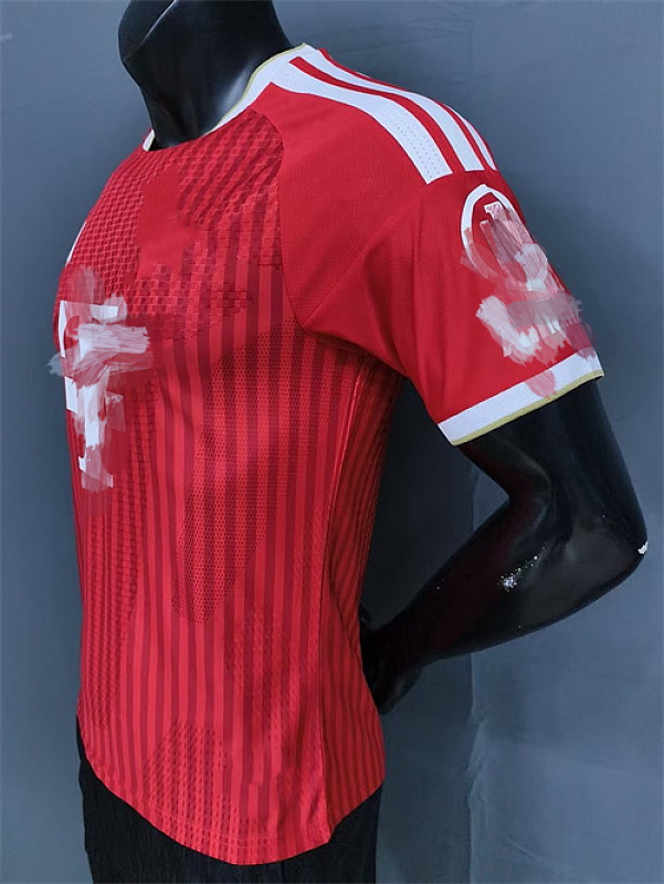 Bayern Home Player Without Sponsor · 6