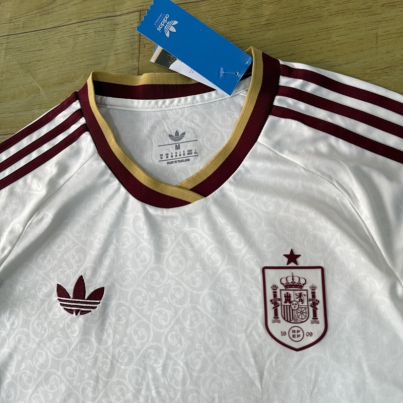 2026 Spain Away Women 16 Teams Jersey 16 · 4
