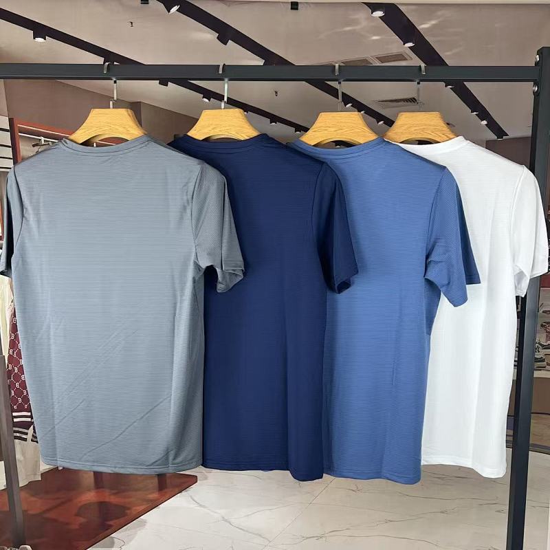 UnderArmour T-shirt T · 6