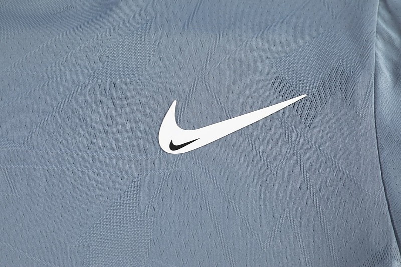 Nike Long Sleeve T-shirt Jersey T 6