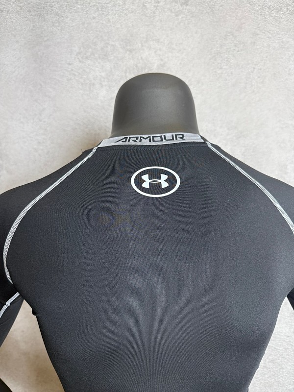 Under Armour T-shirt T · 5