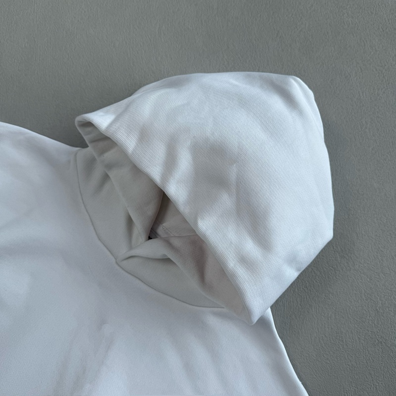Akimbo Hoodie 6
