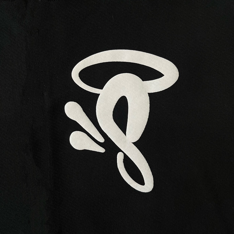 Syna-void-zip-hood-black 11