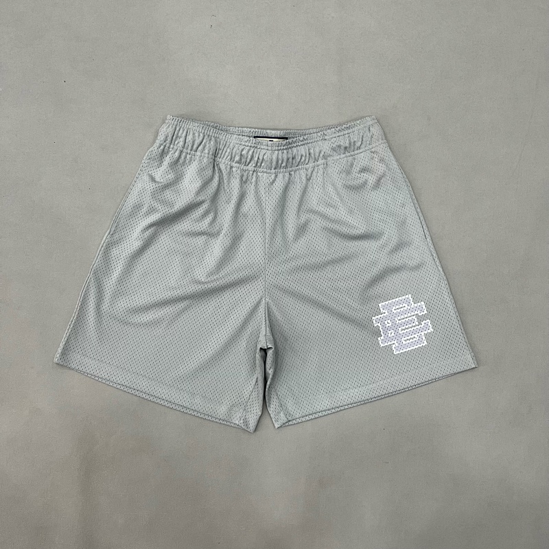 Ee Basic Short 3