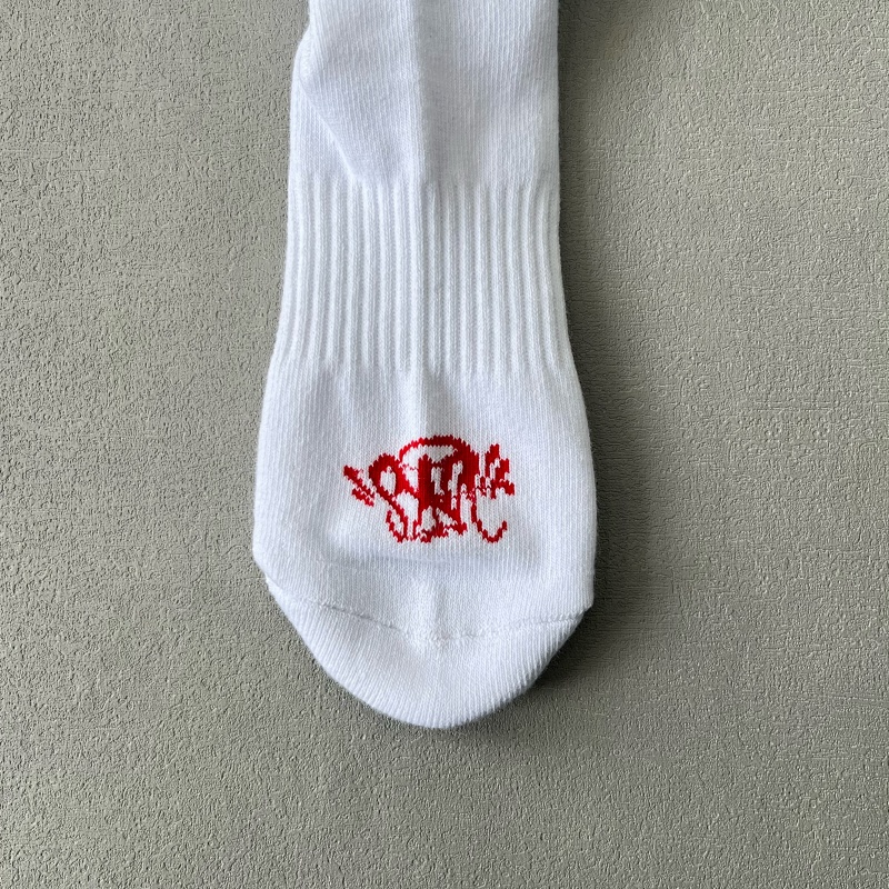 2 Pairs Of Socks 5